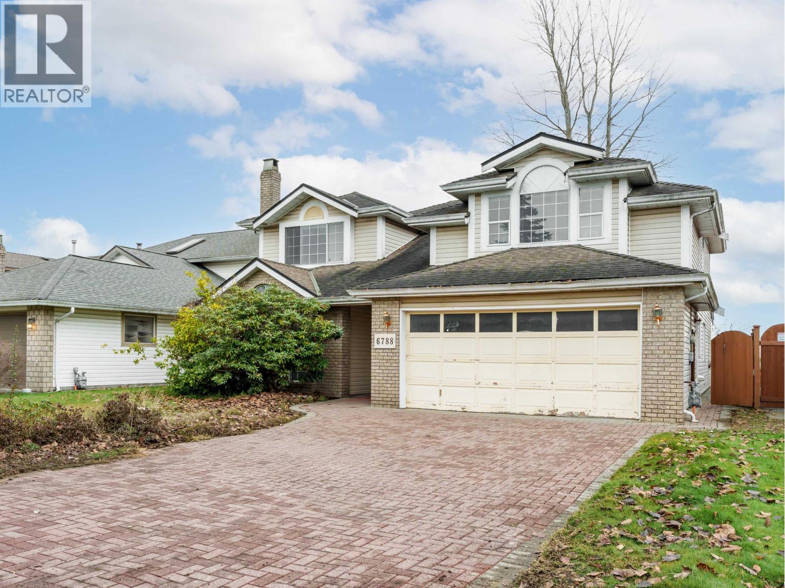 6788 LONDON DRIVE