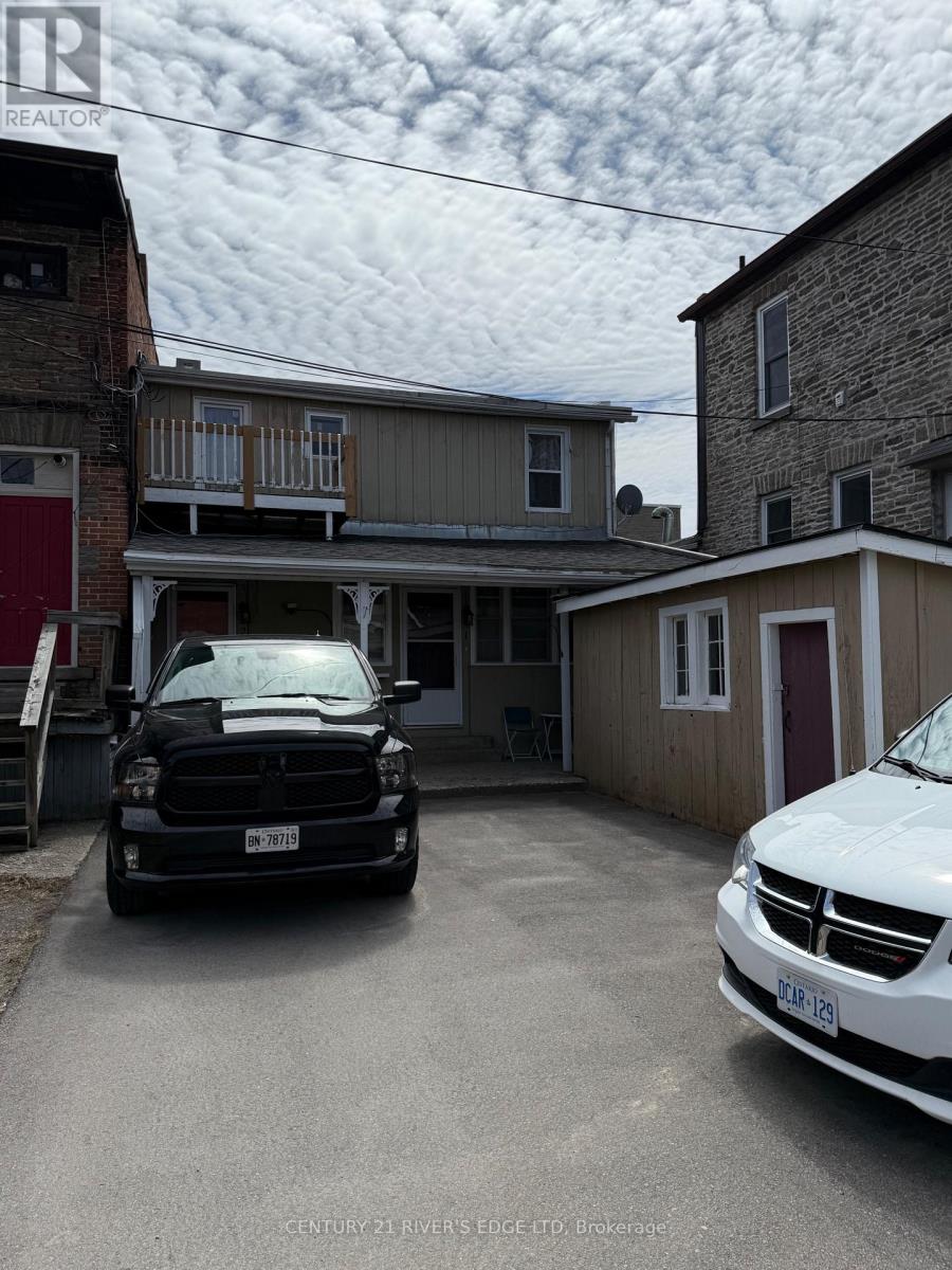 108-112 KING STREET W