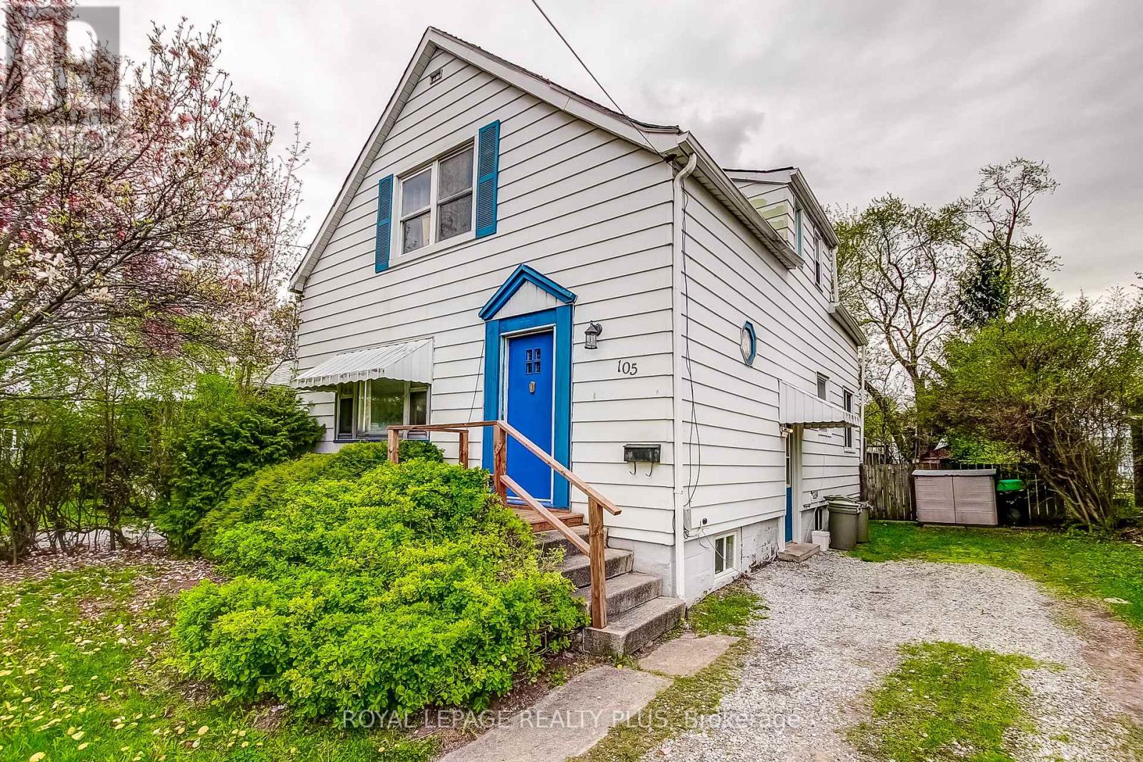 105 HILLVIEW STREET