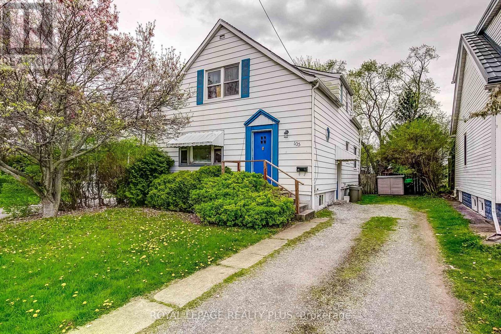 105 HILLVIEW STREET