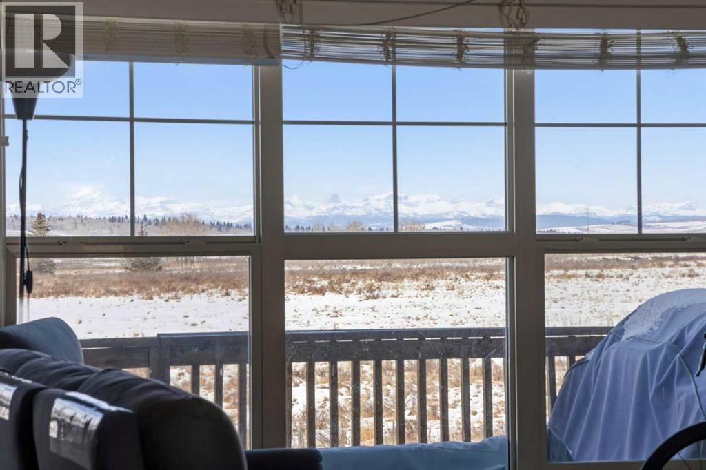 1203, 32 Horseshoe Crescent