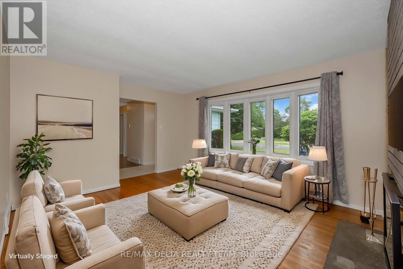 278 GLENEAGLES AVENUE