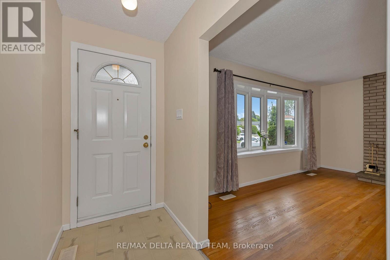 278 GLENEAGLES AVENUE