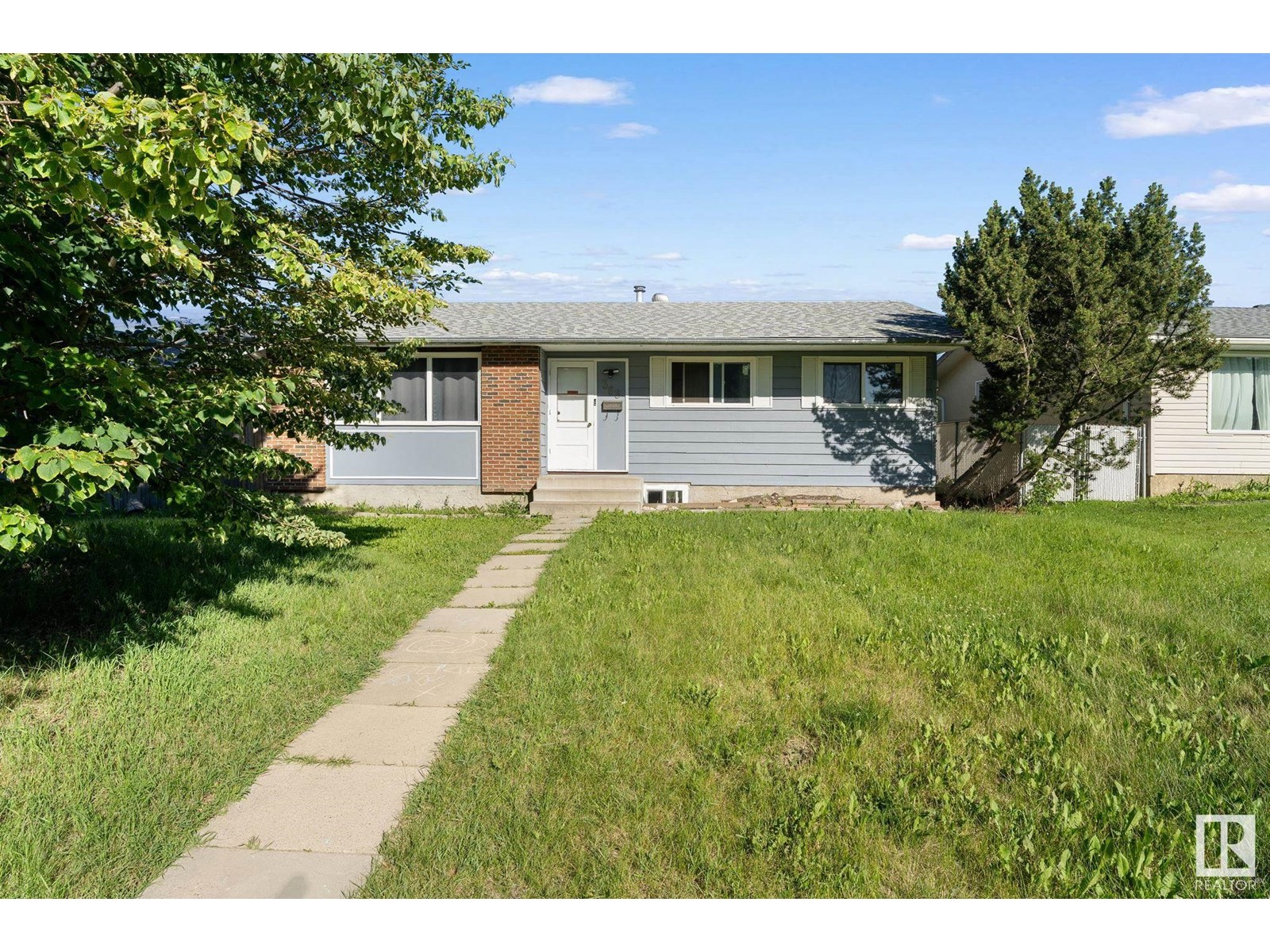 363 KNOTTWOOD RD W NW
