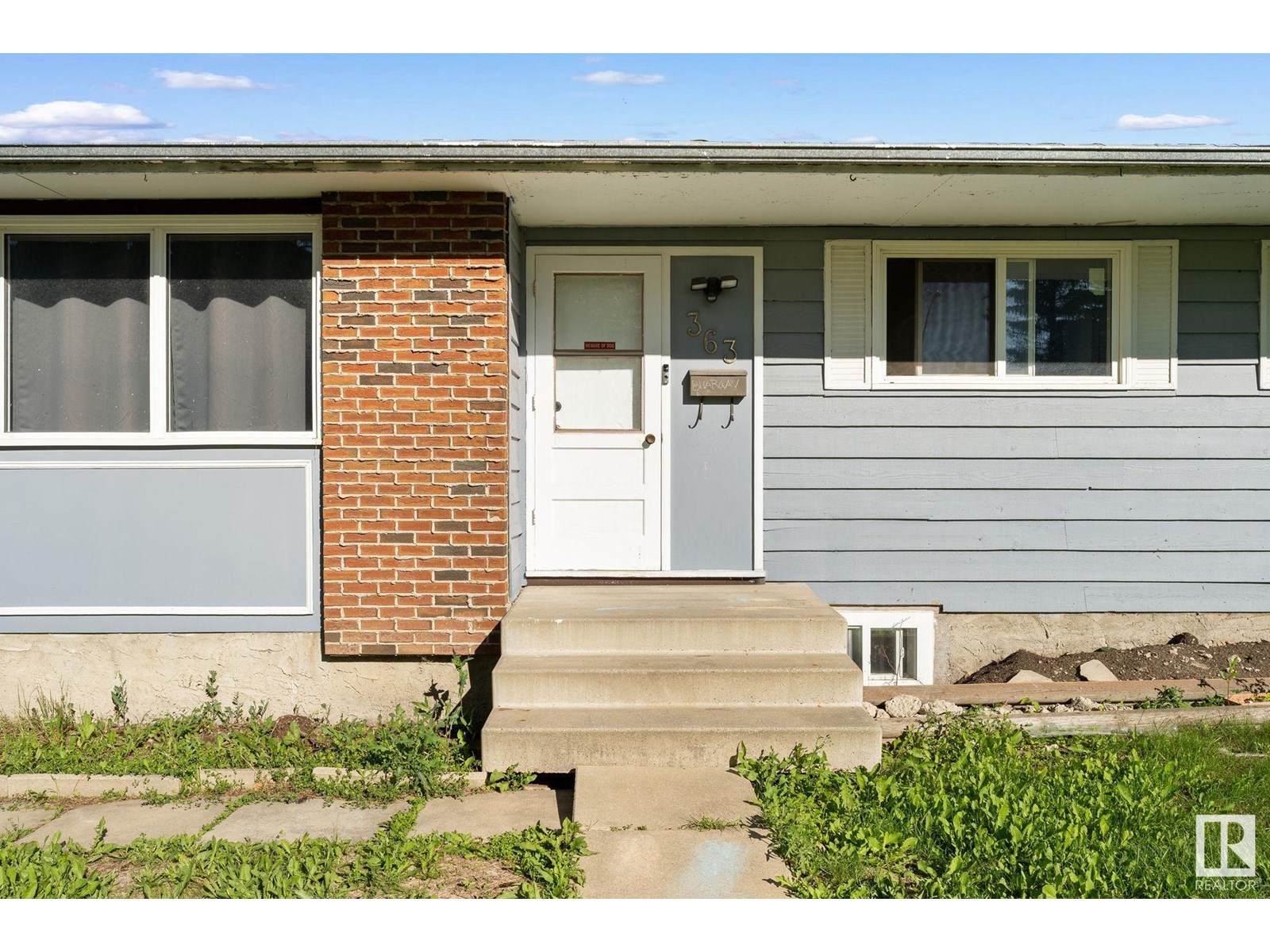 363 KNOTTWOOD RD W NW