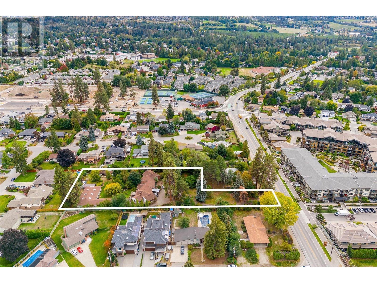 4377 Lakeshore Road