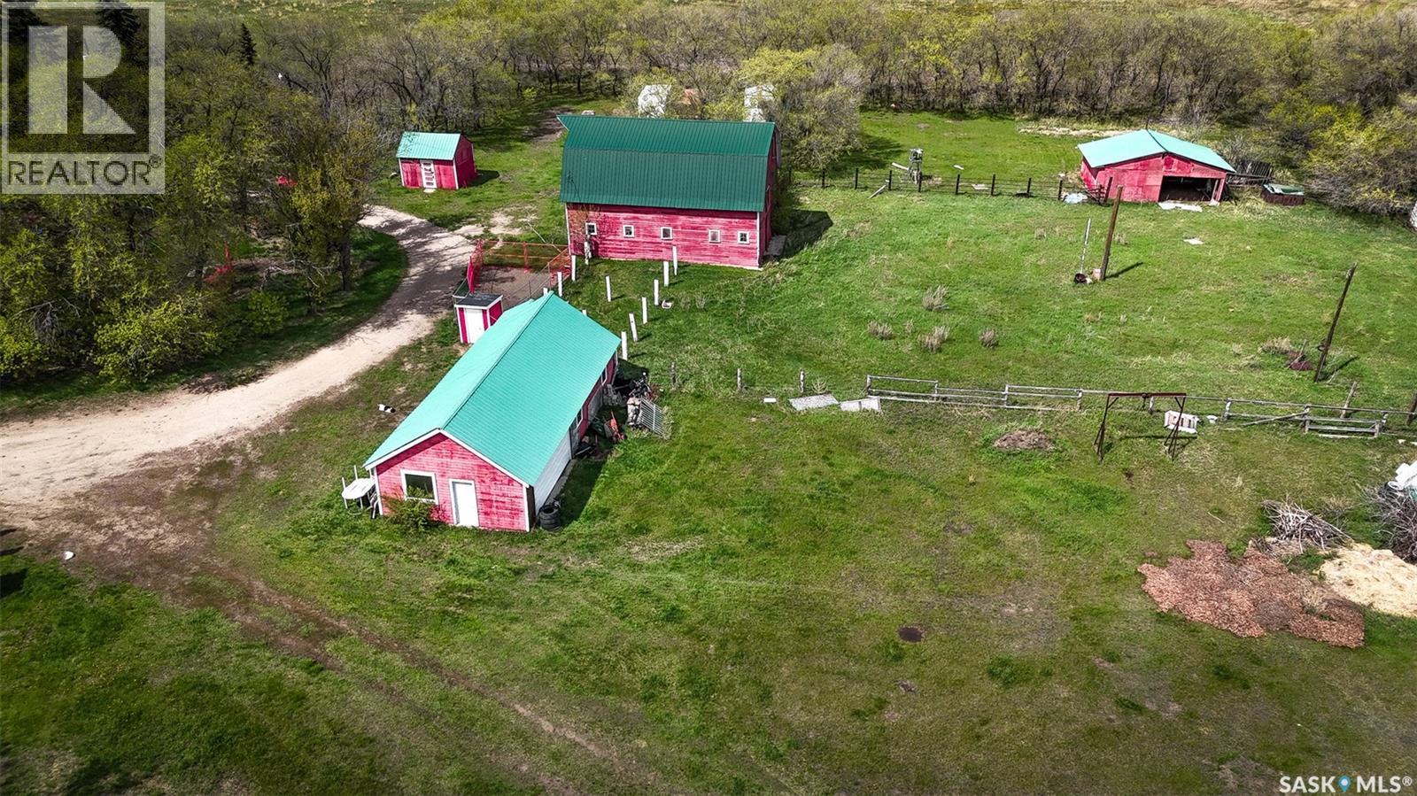 De Fehr Acres