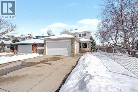 219 Hidden Ranch Circle NW Calgary AB T3A5R1