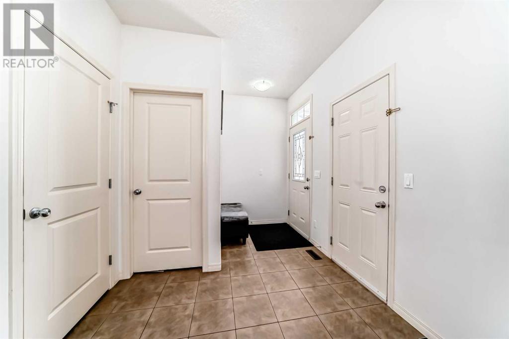 57 Taralake Manor NE