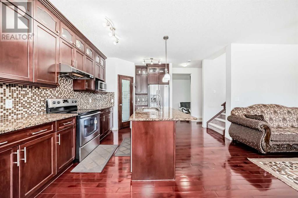 57 Taralake Manor NE