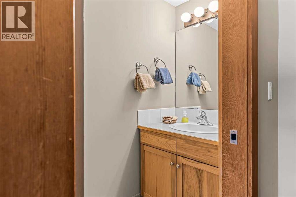 300, 1140 Railway Avenue