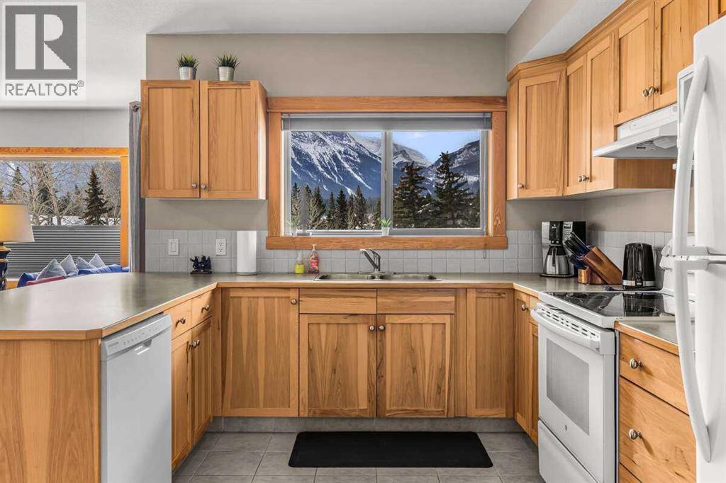 300, 1140 Railway Avenue