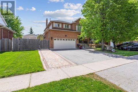 23 DUNCAN Avenue Waterdown ON L0R2H5