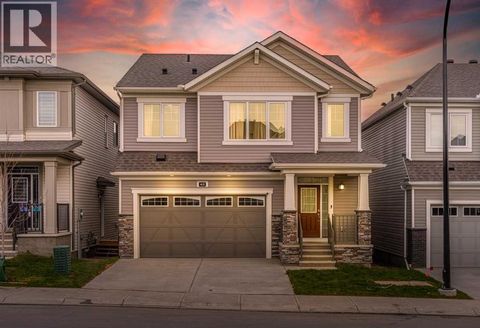 42 Cityline Mount NE Calgary AB T3N2N5