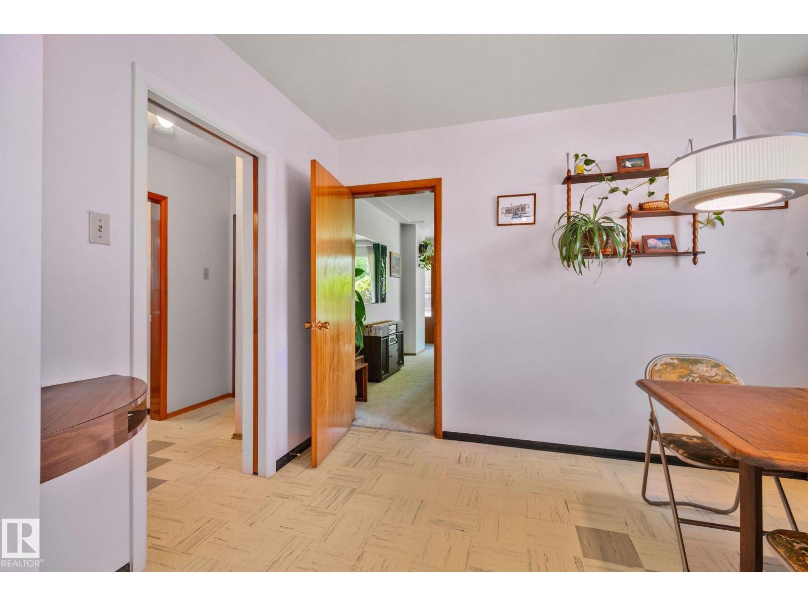 9334 91 ST NW