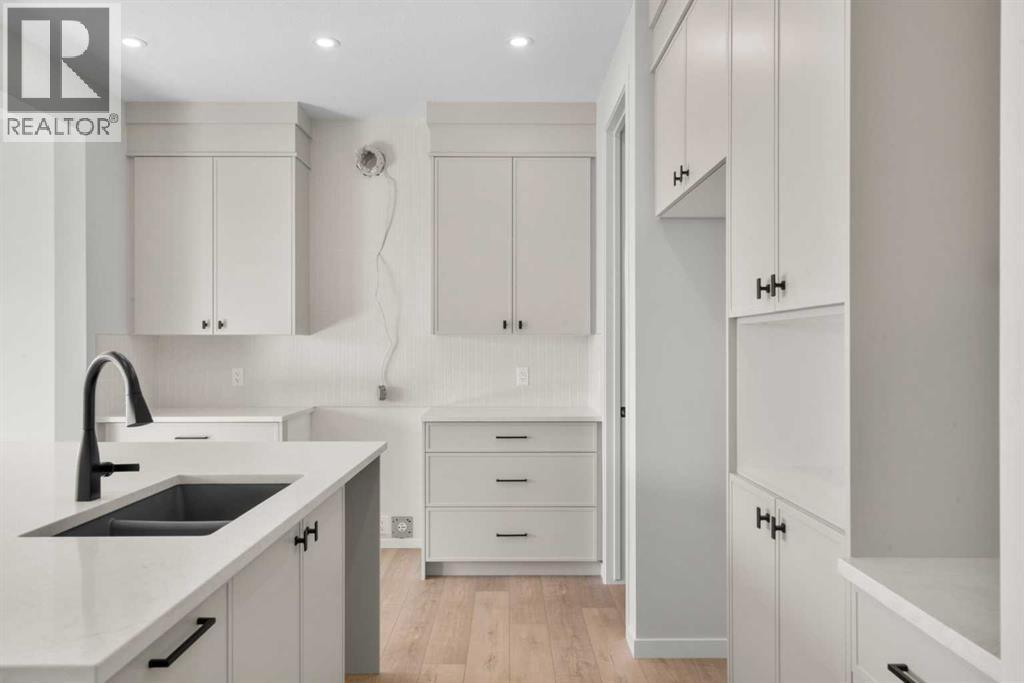 270 West Grove Lane SW