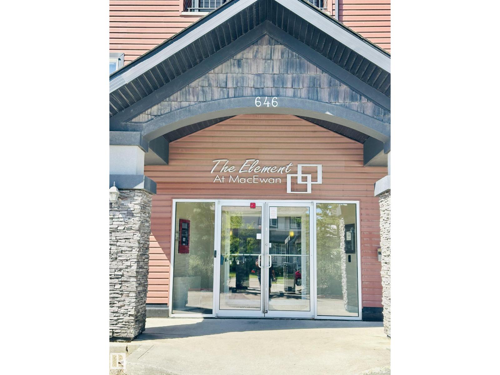 #318 646 MCALLISTER LO SW