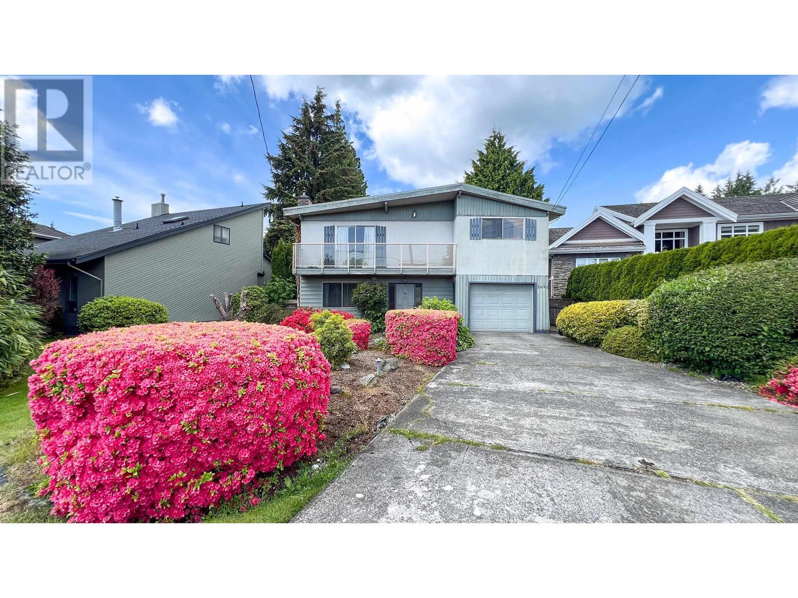 5691 FORSYTH CRESCENT