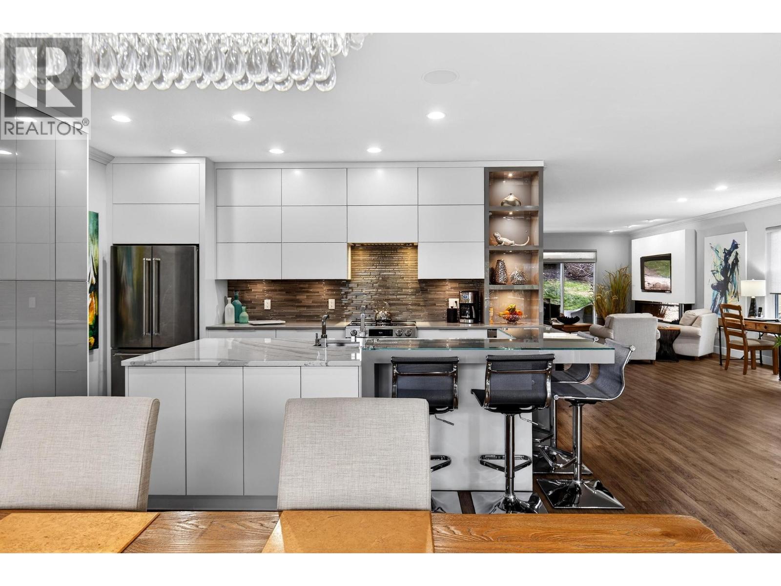 2298 Country Club Drive