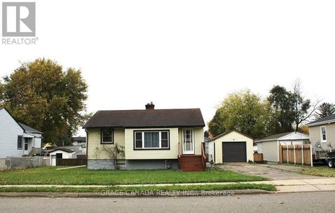 22 BROADVIEW AVENUE Cambridge ON N1R3V7