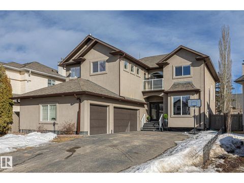 727 107A ST SW Edmonton AB T6W1G4