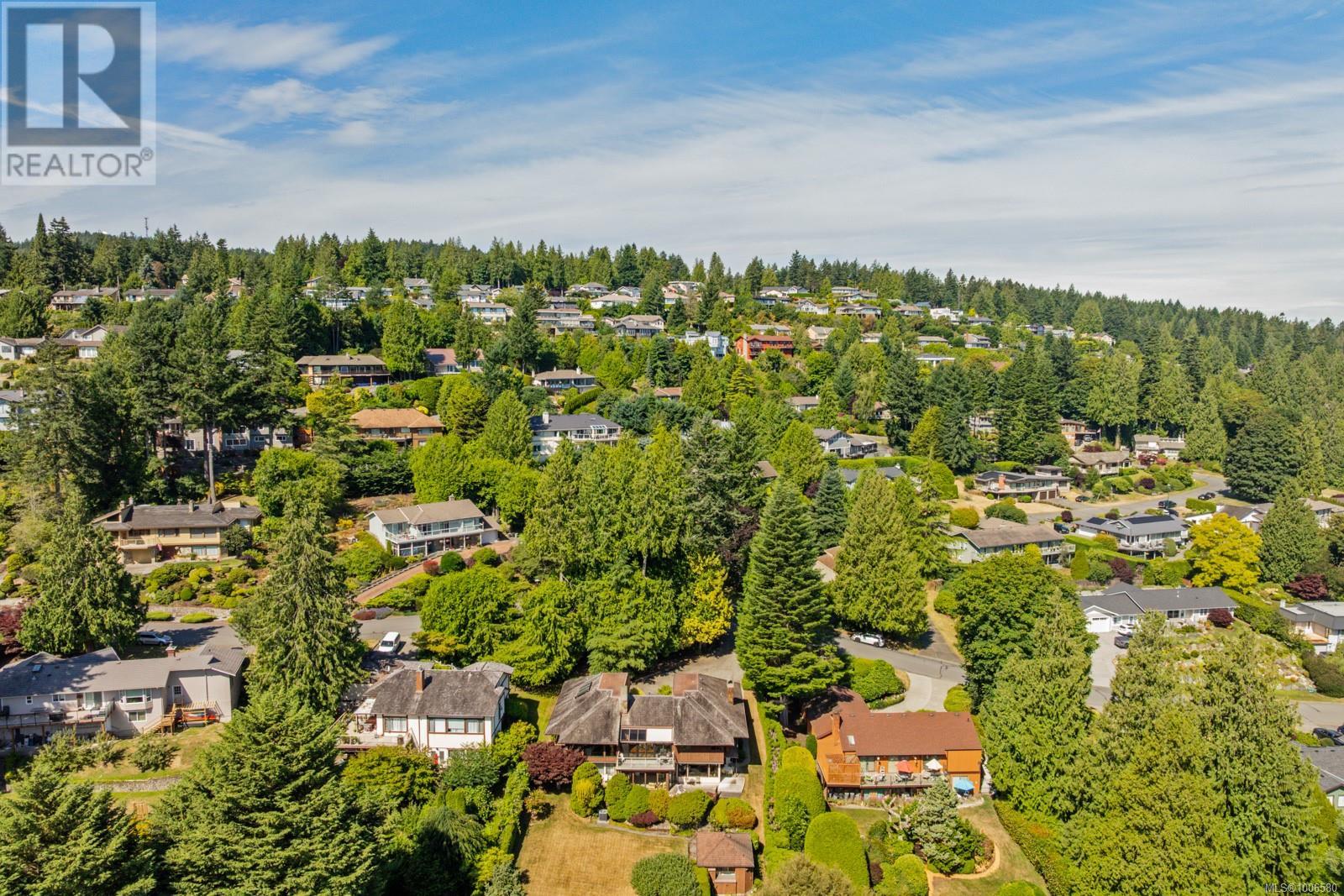 8833 Haro Park Terr