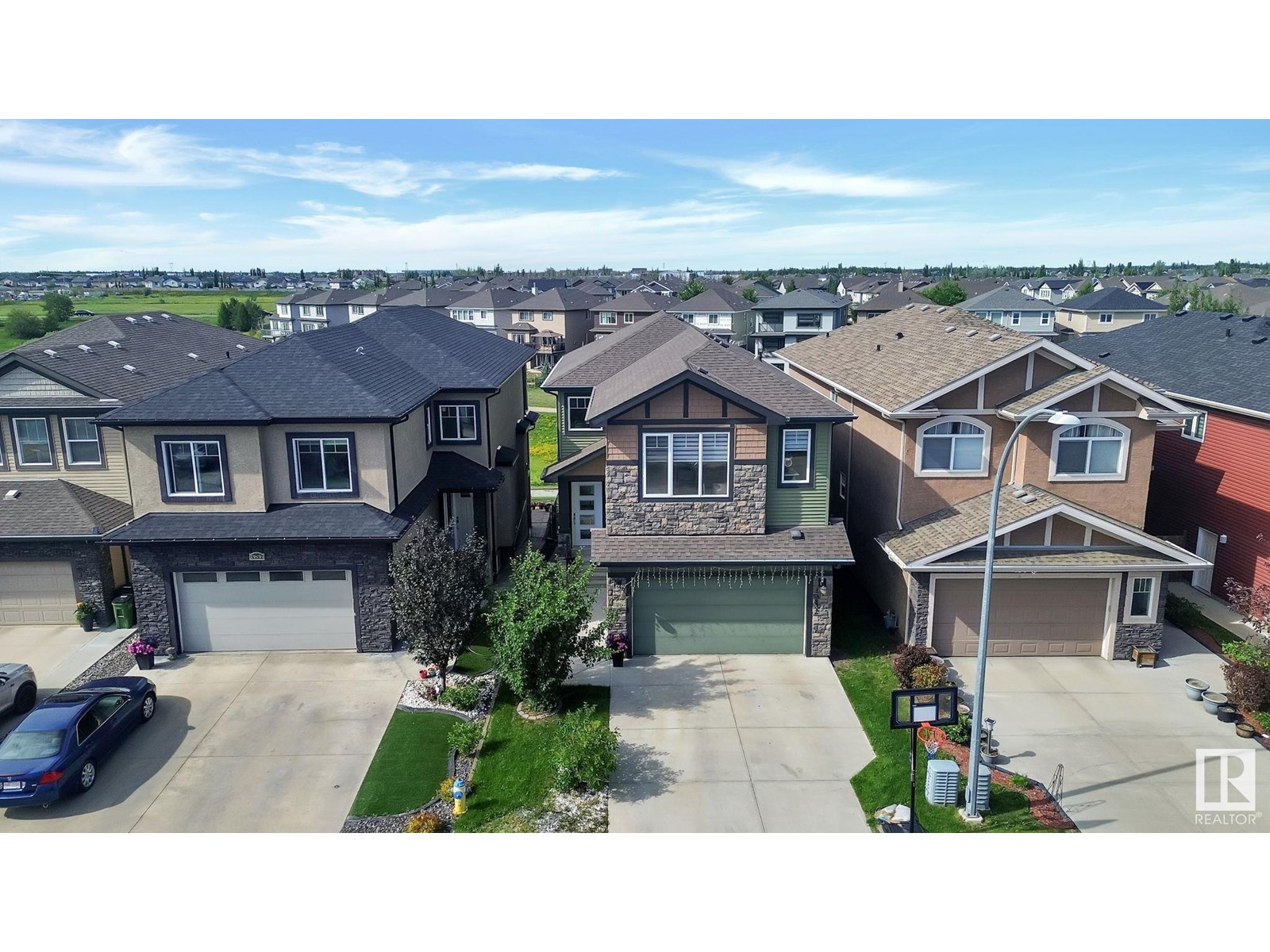 13832 139 AV NW