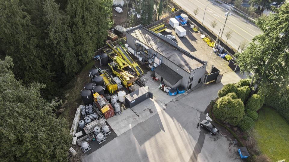 23009 FRASER HIGHWAY