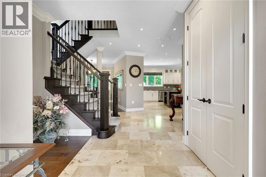 258 EDGEWATER Crescent Unit# 8