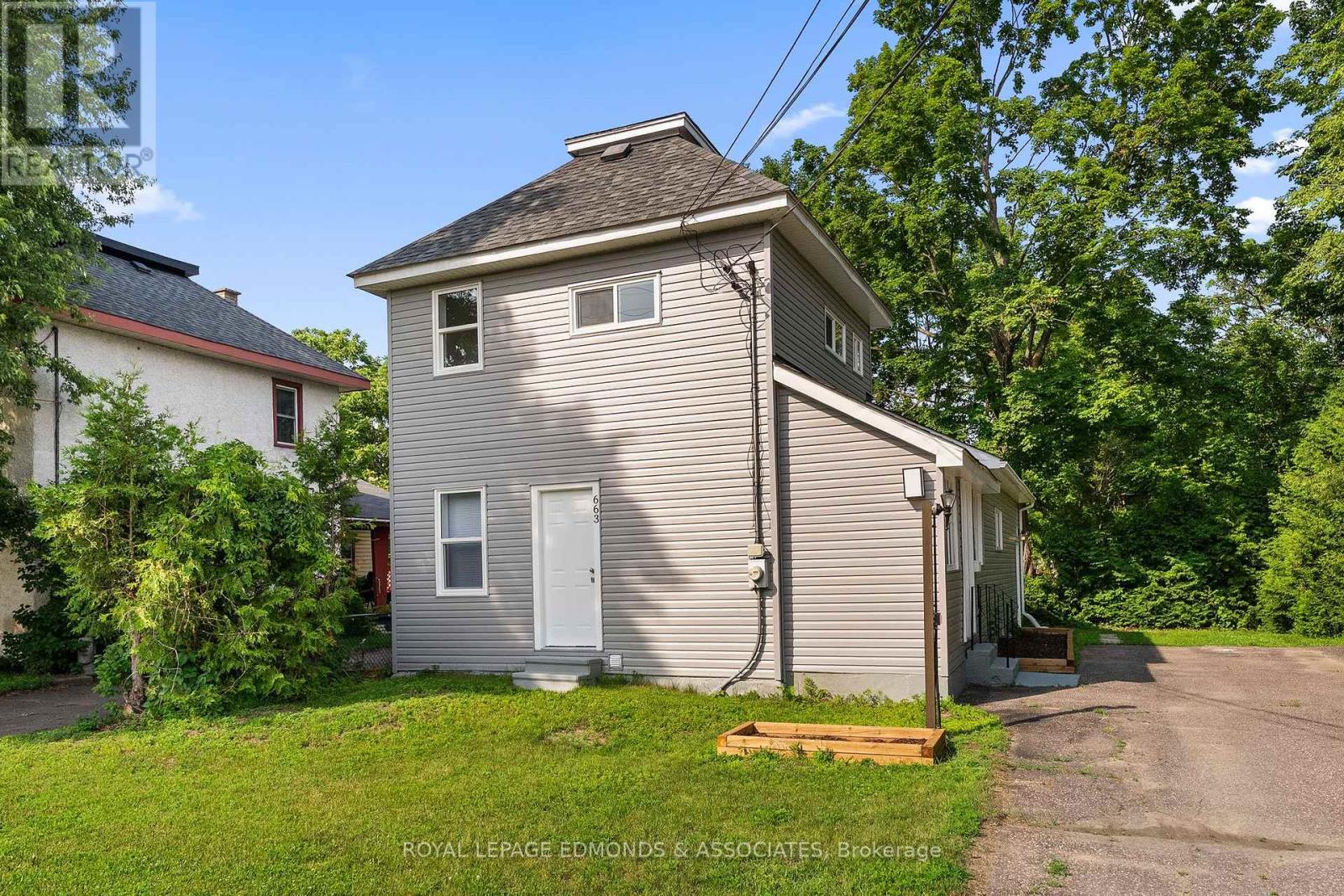 663 FISCHER STREET
