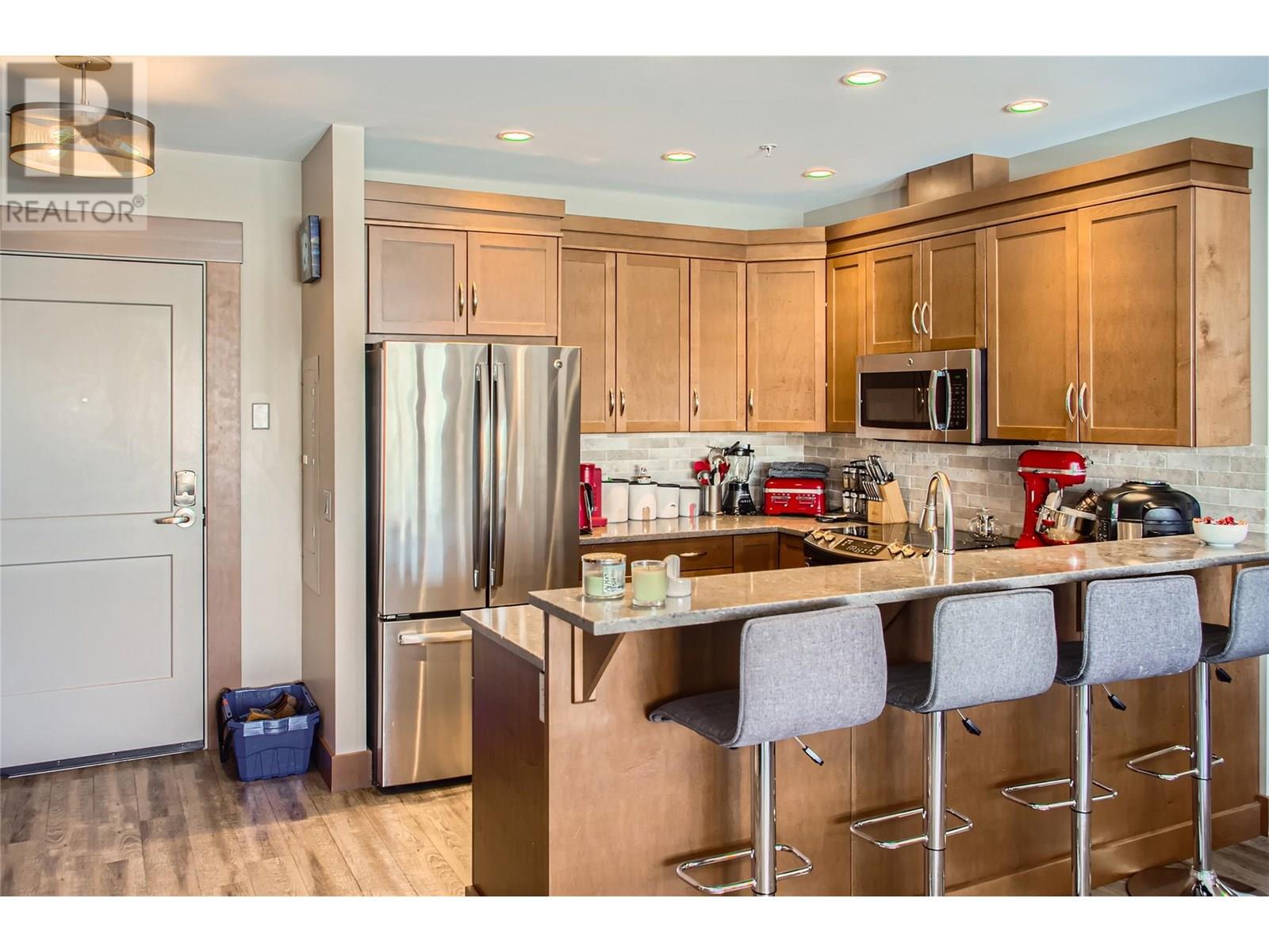 5300 Big White Road Unit# 203B