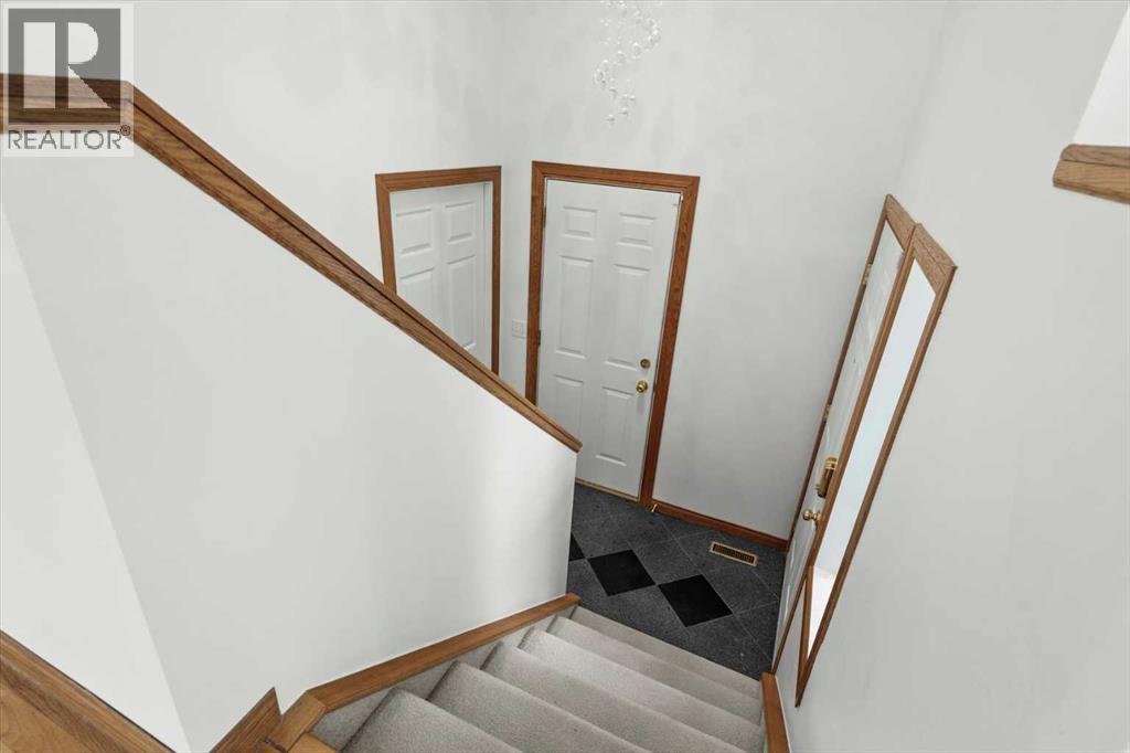 9095 Scurfield Drive NW