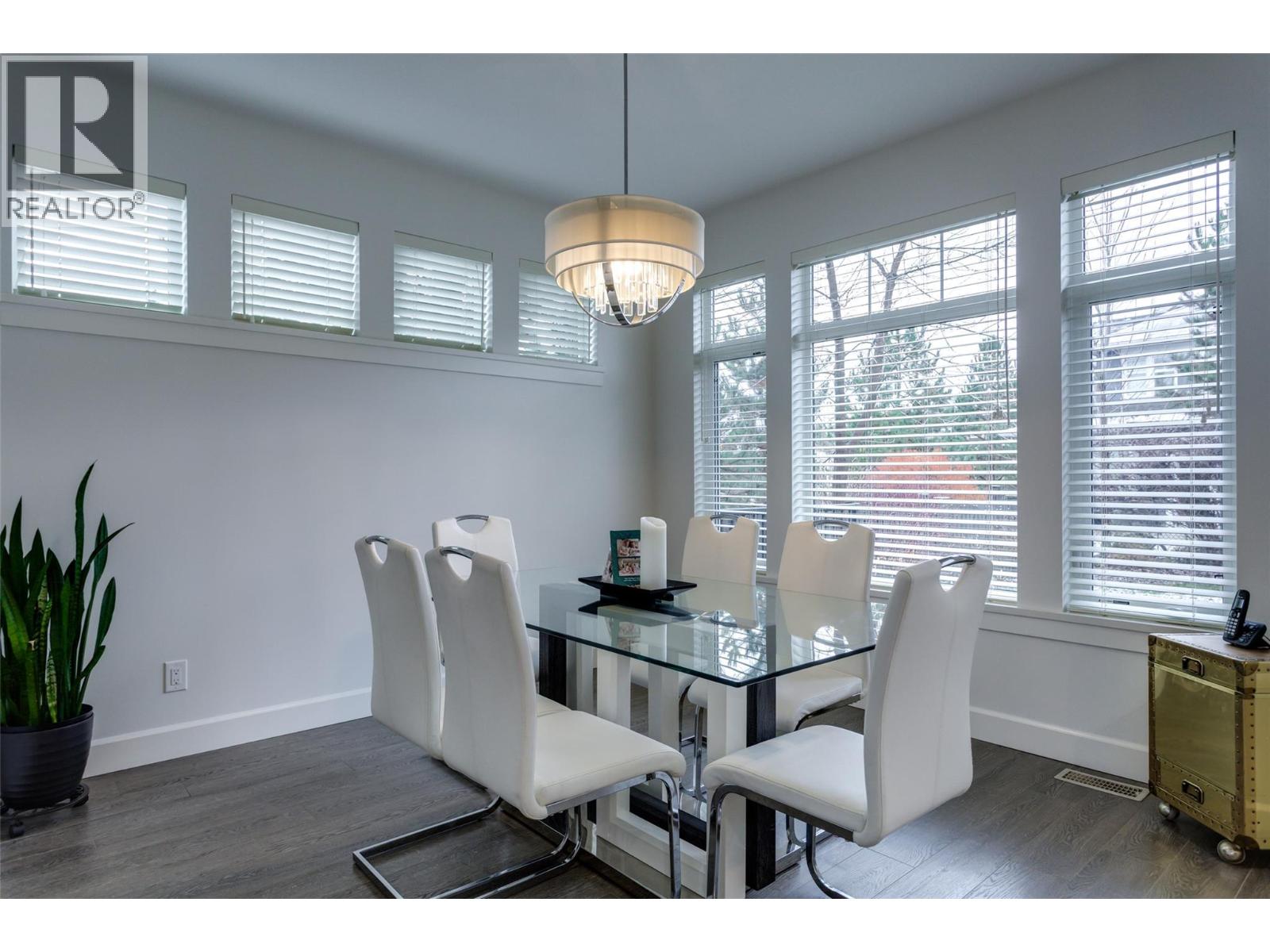 12875 Lake Hill Lane