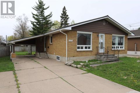 1673 Wellington ST E Sault Ste. Marie ON P6A2S1
