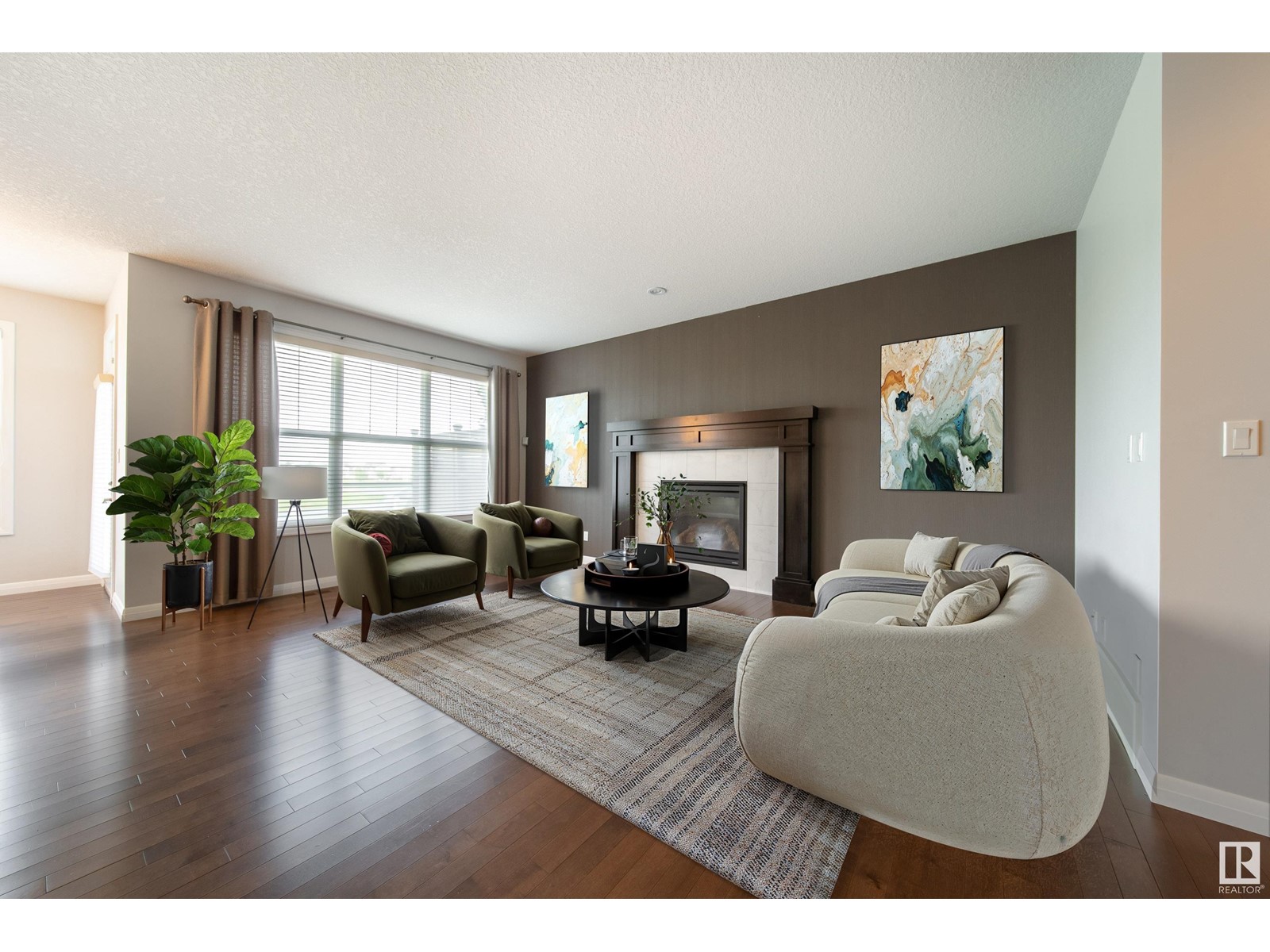 1206 Secord LD NW