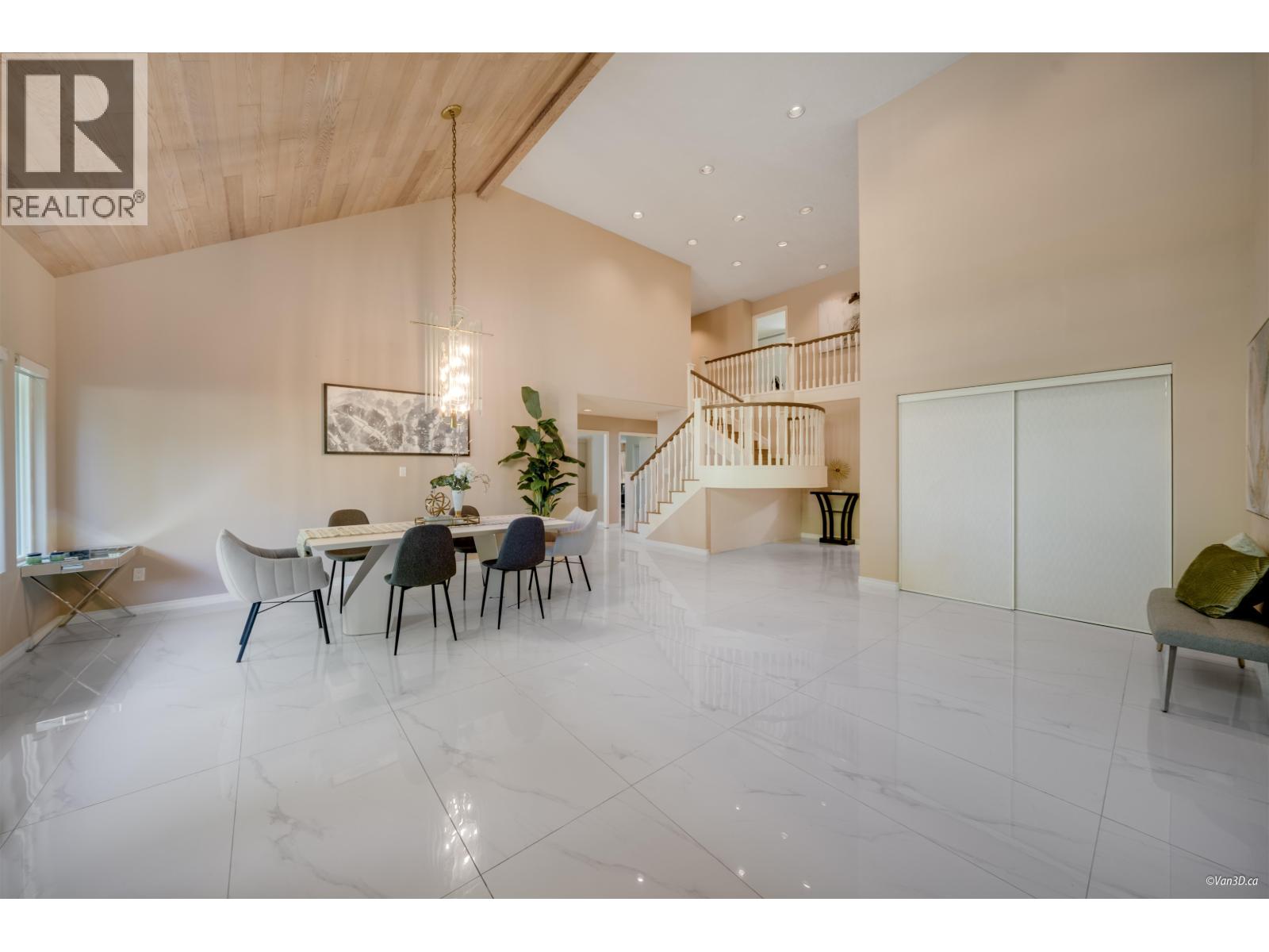 7215 FROBISHER DRIVE