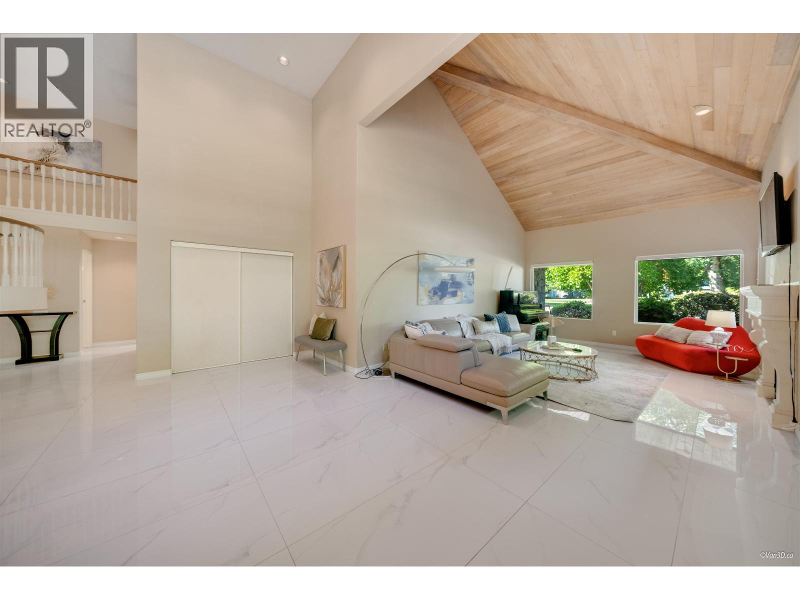 7215 FROBISHER DRIVE