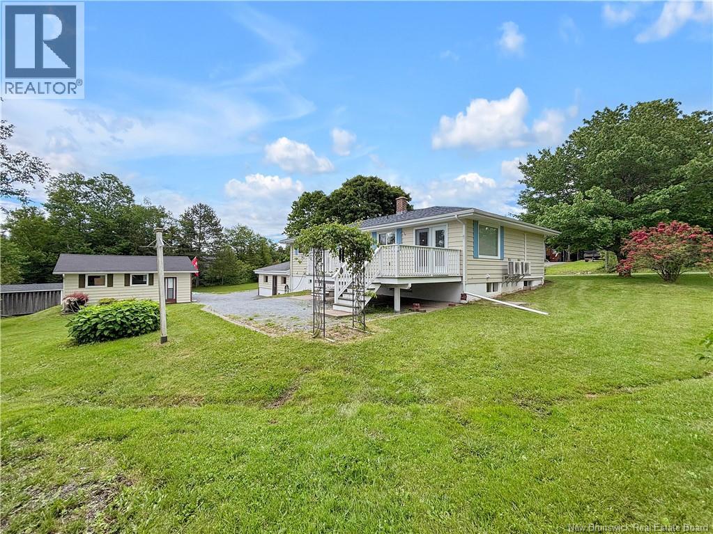 22 Henderson Road