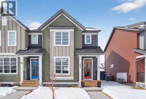 29 Carringvue Way NW Calgary AB T3P1K9