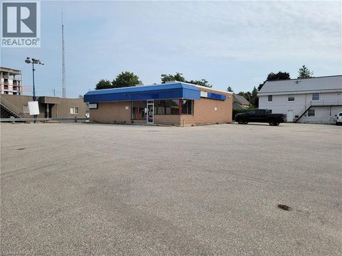 189 10TH Street Hanover ON N4N1N8