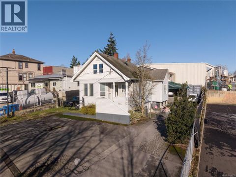 418 Alpha Terr Victoria BC V8Z1B6