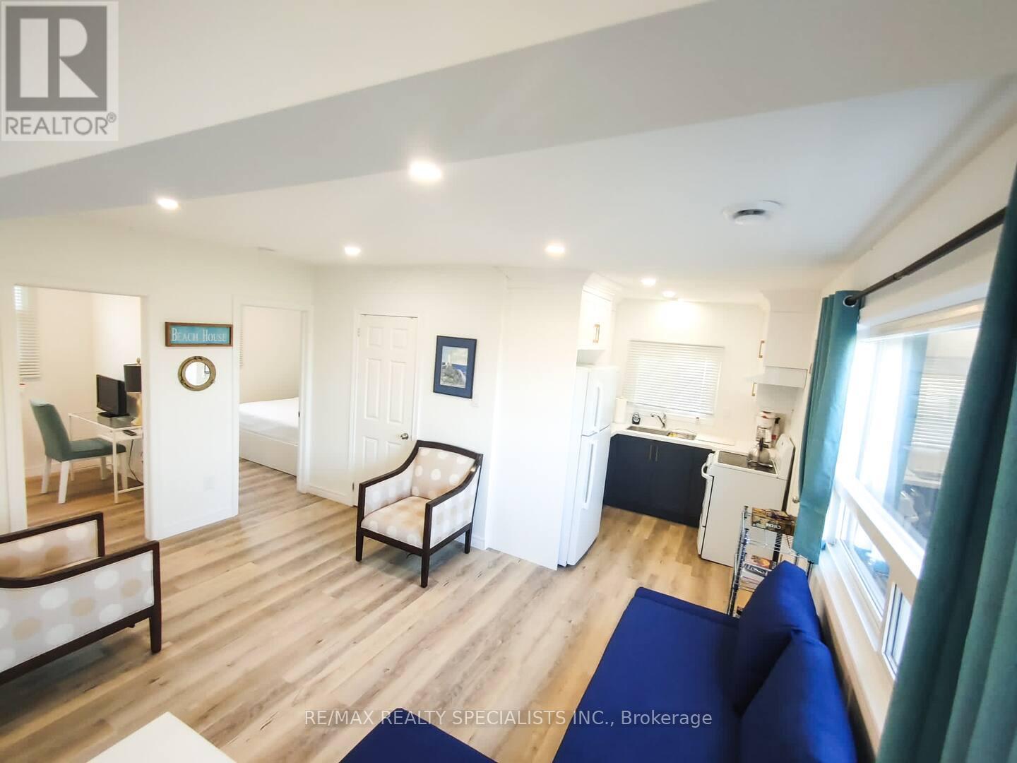 12209 LAKESHORE ROAD