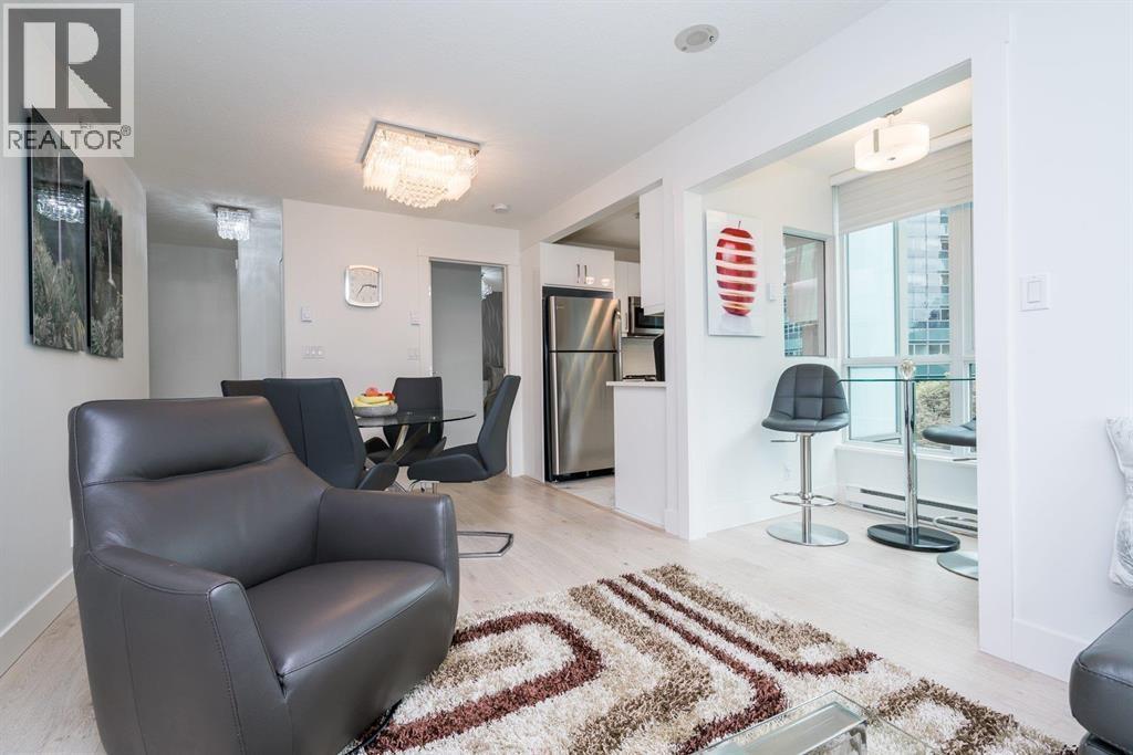 902 1328 W PENDER STREET