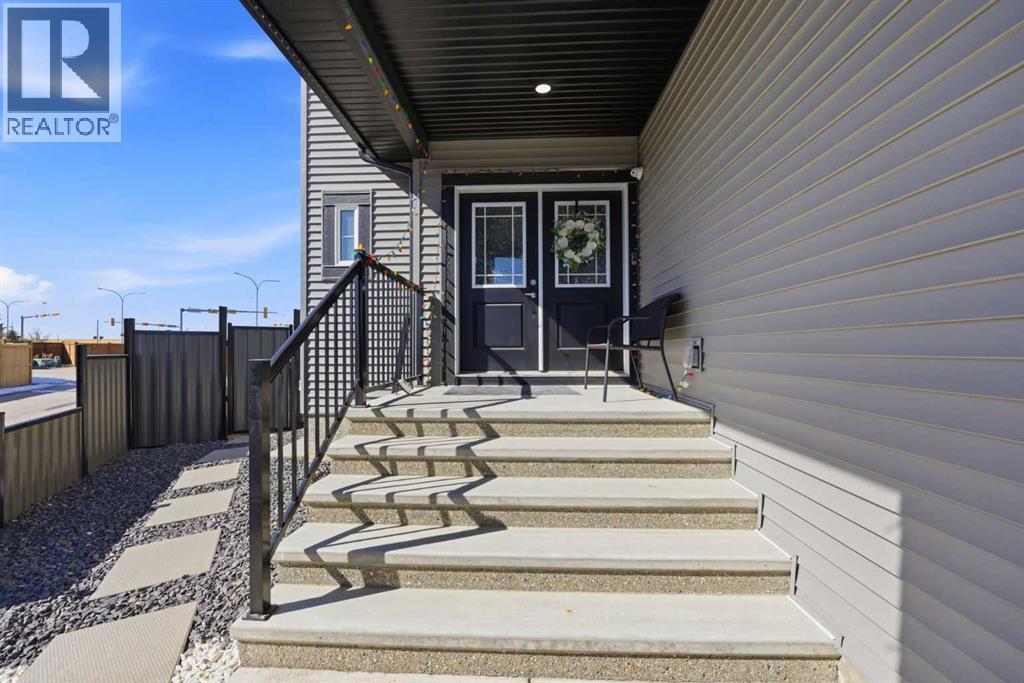 1153 Chinook Gate Bay SW