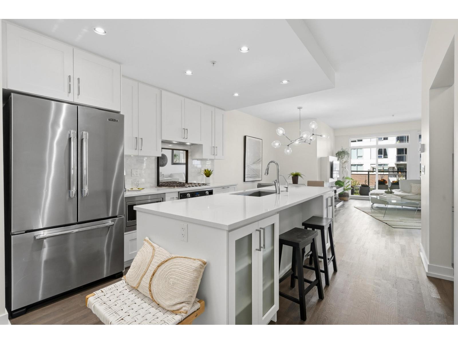310 1420 JOHNSTON ROAD