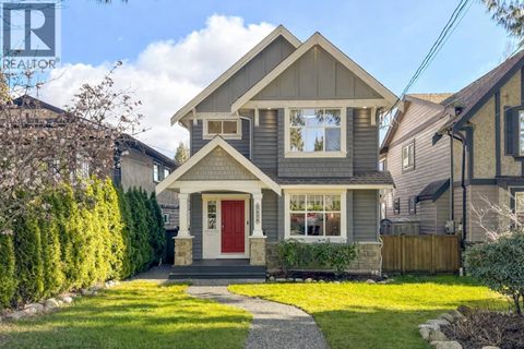 1458 WILLIAM AVENUE North Vancouver BC V7L4G2