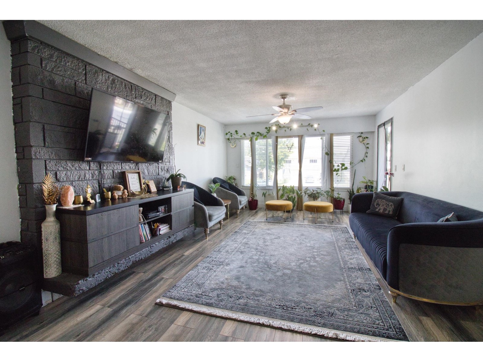 12130-12132 98 AVENUE