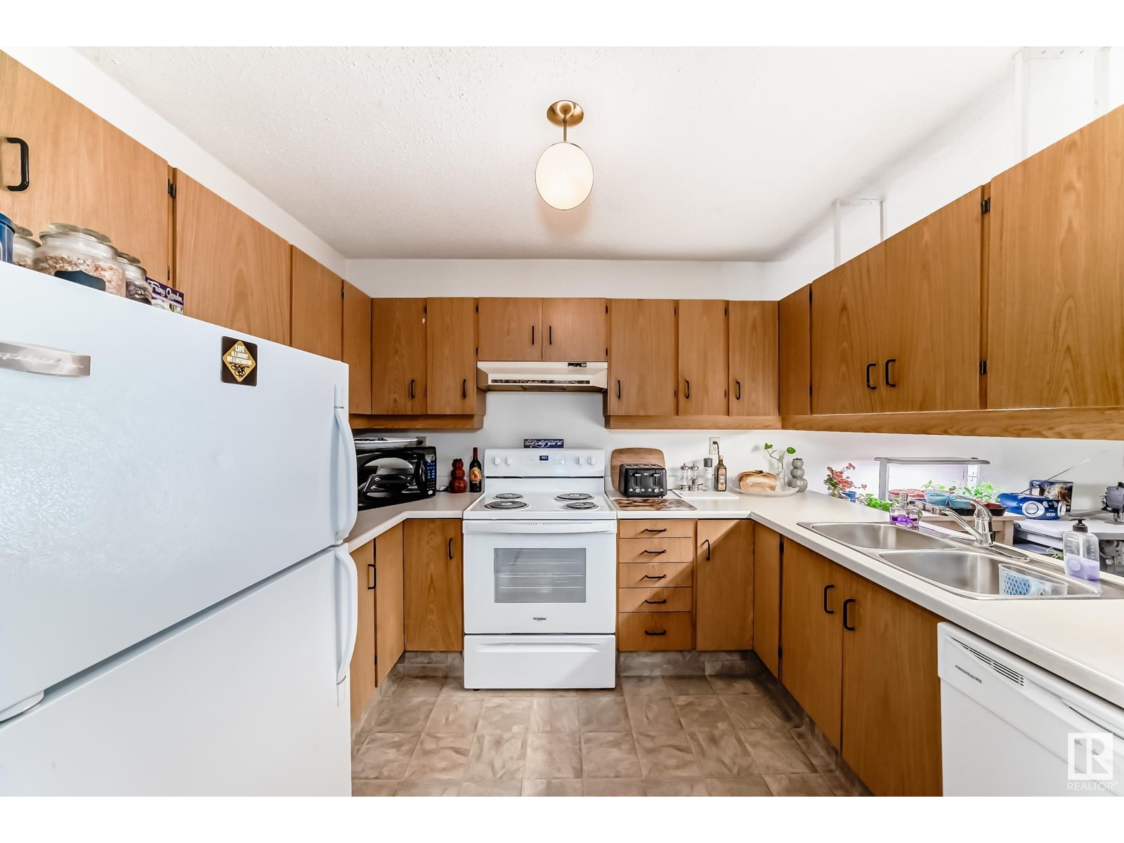 #206 42 ALPINE PL