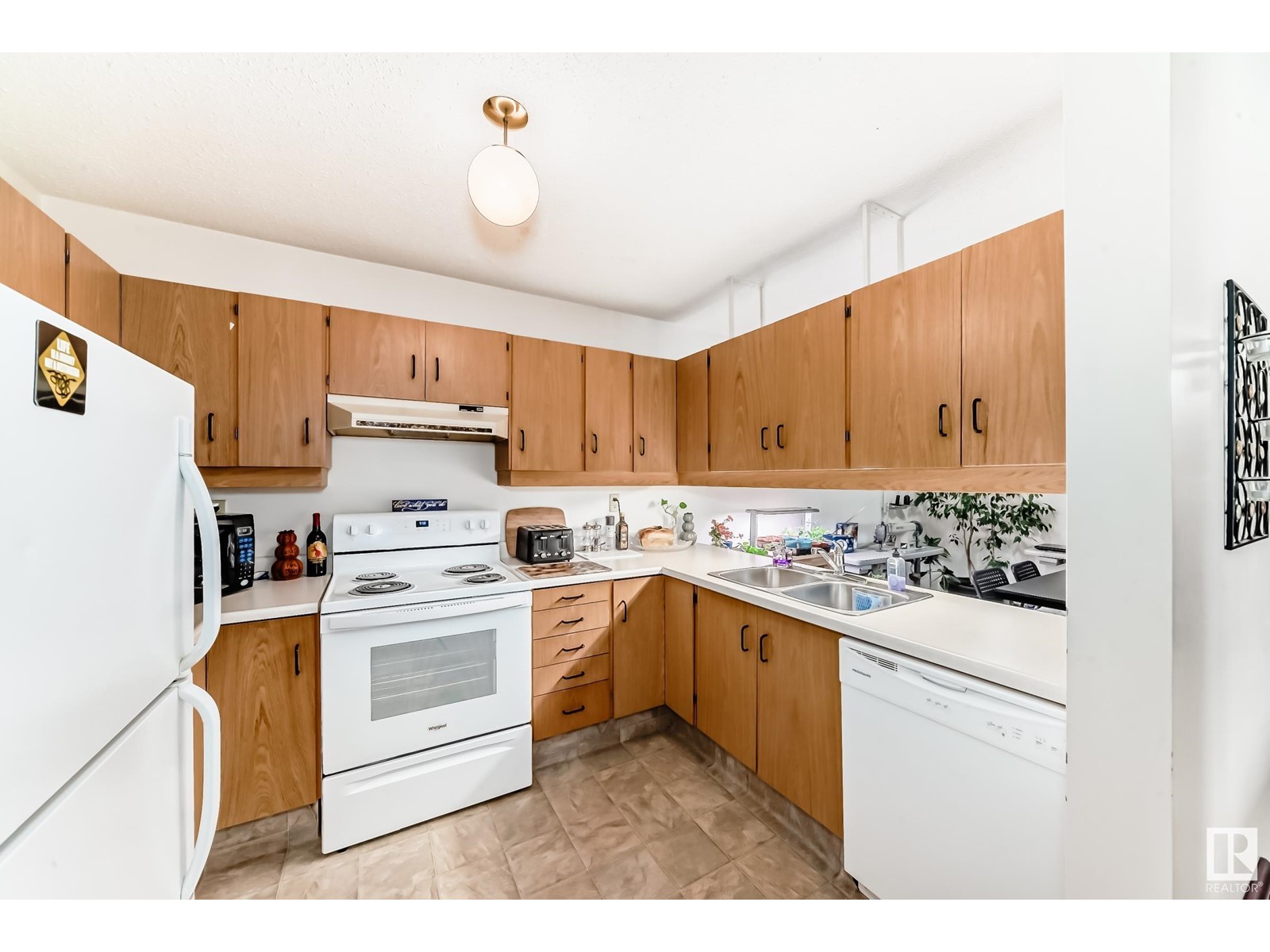 #206 42 ALPINE PL