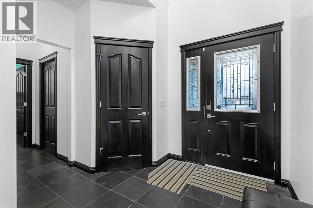 31 Royal Oak Circle NW